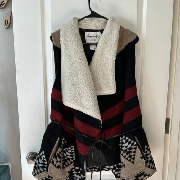 NWOT American Rag Vest‎ - Picture 3 of 3